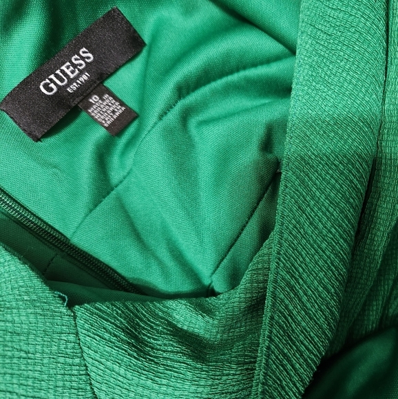 Elegant Green Midi Dress - Picture 6 of 7